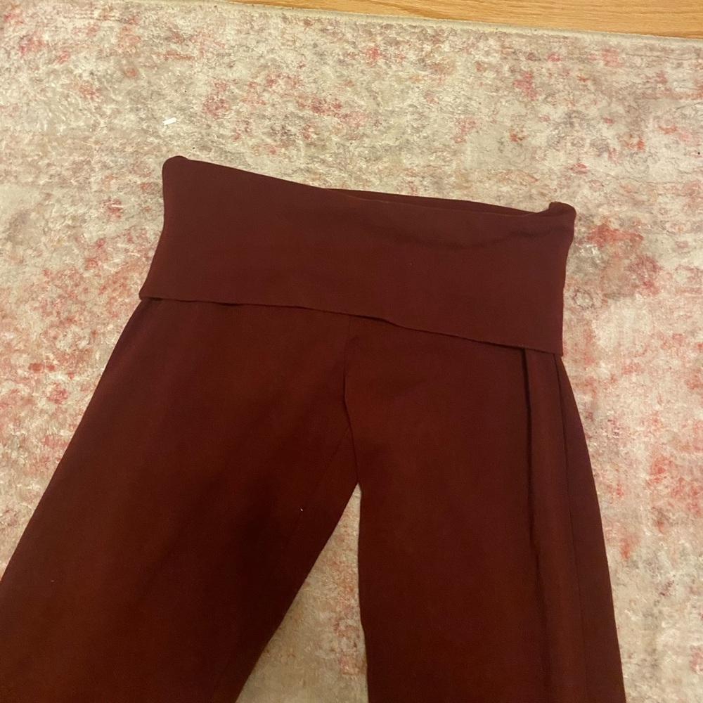 NWOT Brandy John Galt Burgundy Priscilla Flare Yoga Pants - Picture 5 of 6